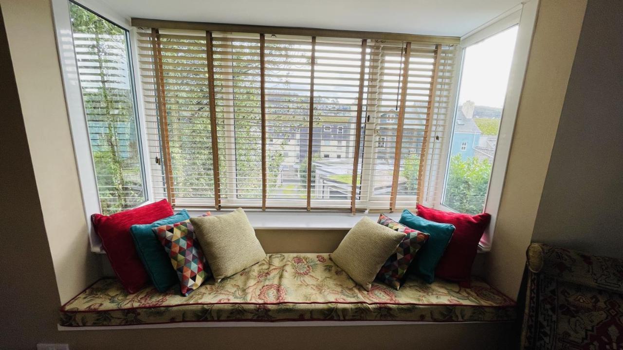 Number 20 - Central, Classic Style, Private And Parking Dartmouth Eksteriør billede