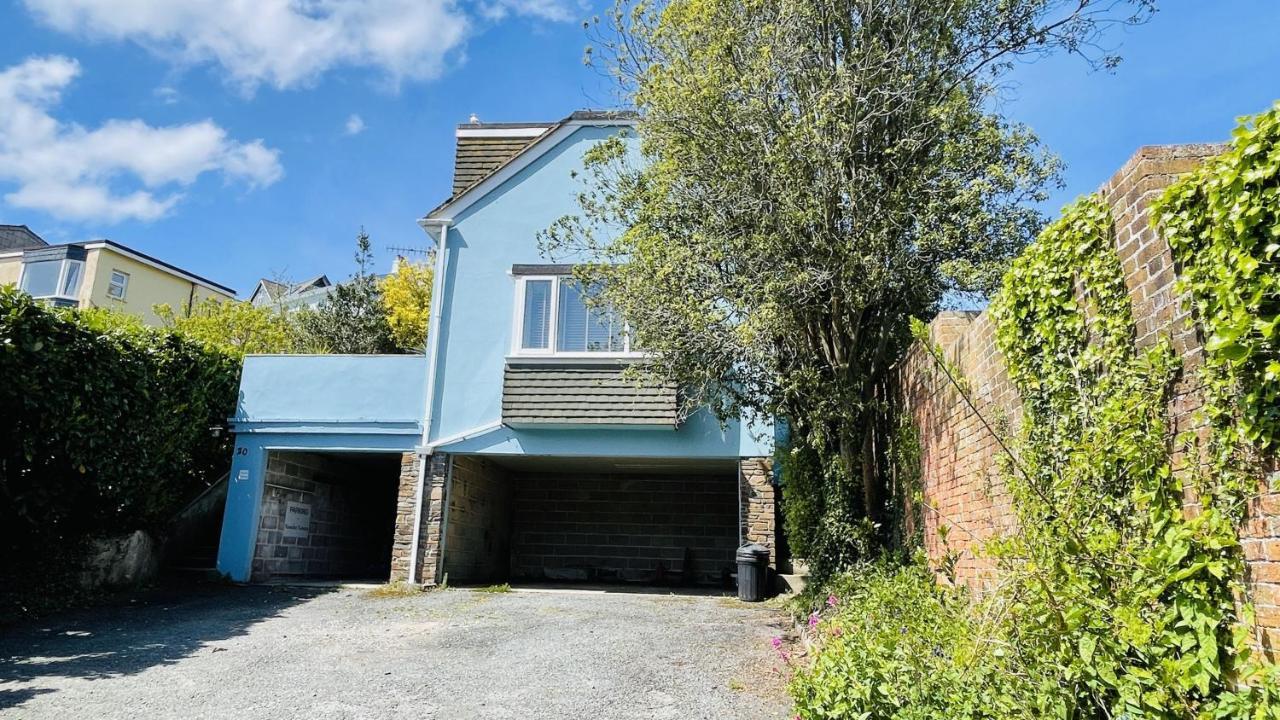 Number 20 - Central, Classic Style, Private And Parking Dartmouth Eksteriør billede