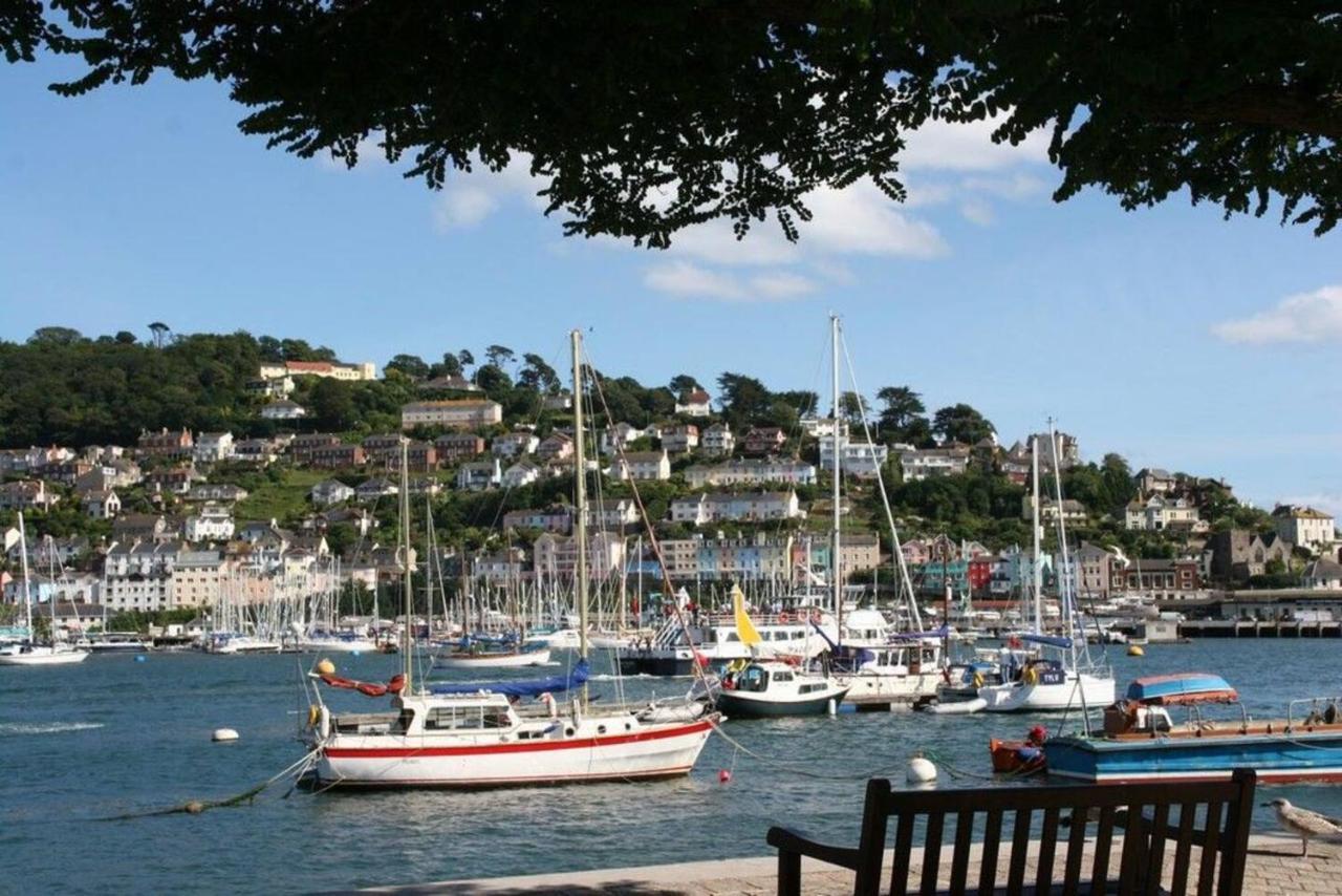 Number 20 - Central, Classic Style, Private And Parking Dartmouth Eksteriør billede